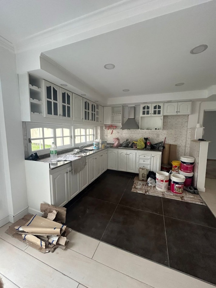 DUPLEX EN ALQUILER UBICADO EN PUERTAS DEL SOL